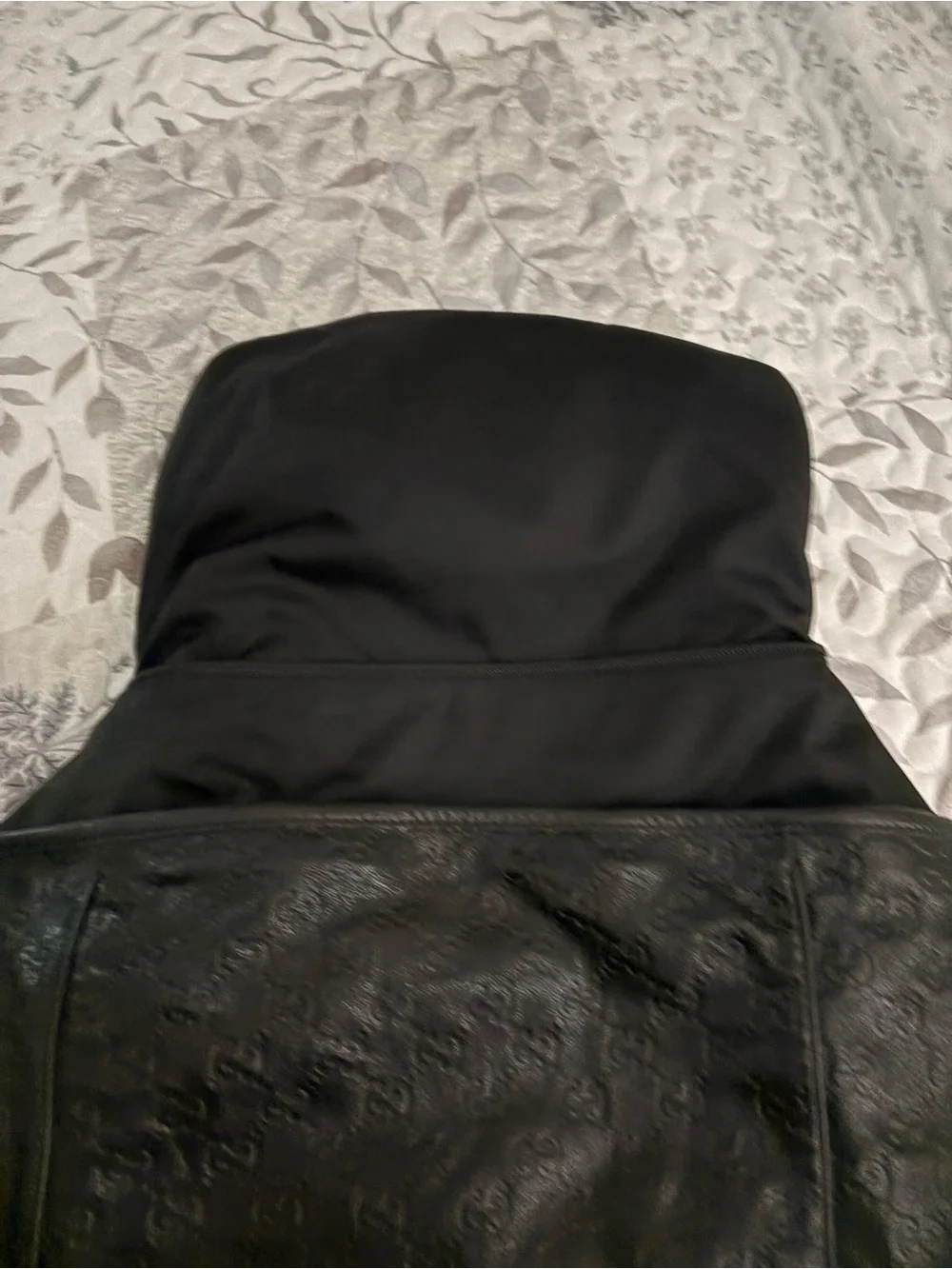 Gucci Black Embossed Messenger Shoulder Bag